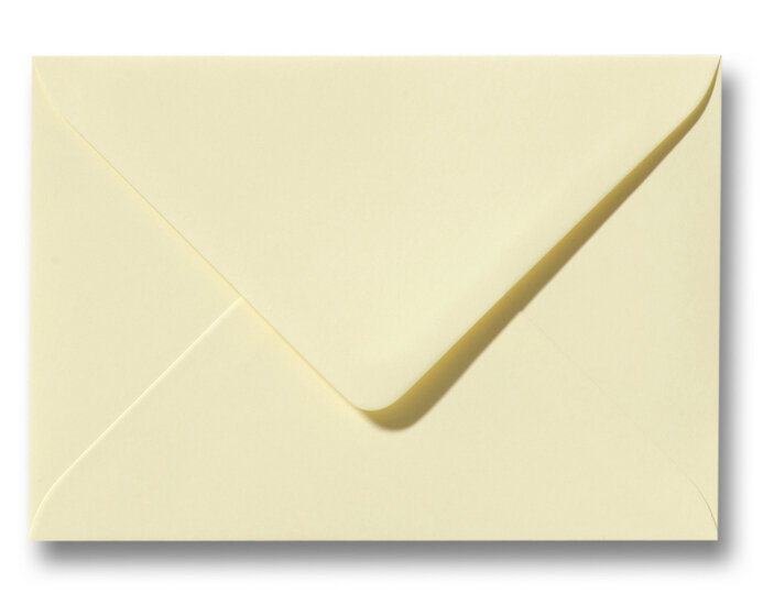 Envelop 15,6 x 22 cm Zachtgeel